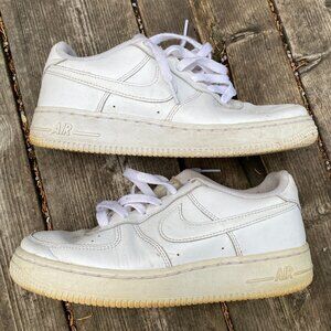 Nike Air Force 1 Low White Size 5